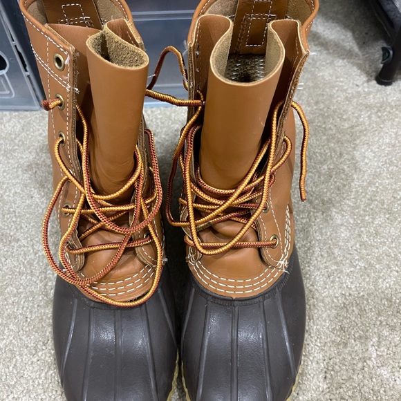 The Original L.L.Bean Boot, made in Maine since 1912 size 6 Medium width - Picture 4 of 6